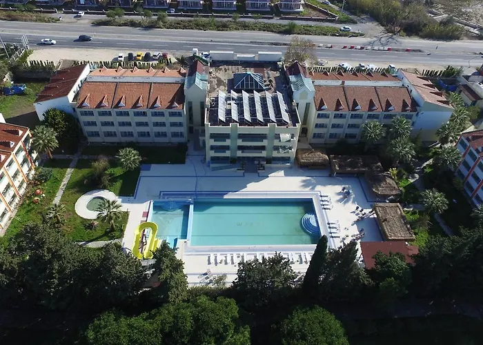 Hotel La Santa Maria 4*