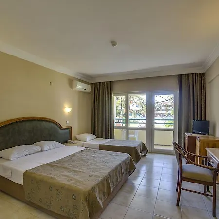 Hotell La Santa Maria 4*