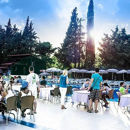 Hotell La Santa Maria Kusadası