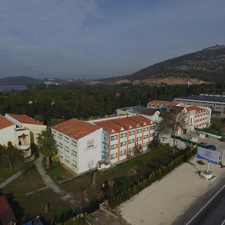 Hotell La Santa Maria 4*