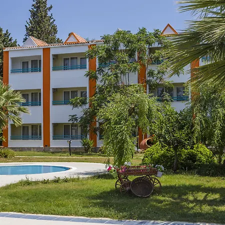 La Santa Maria Hotell 4*